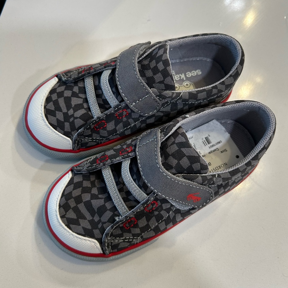 NEW See Kai Run Toddler Sz 8 Shoes